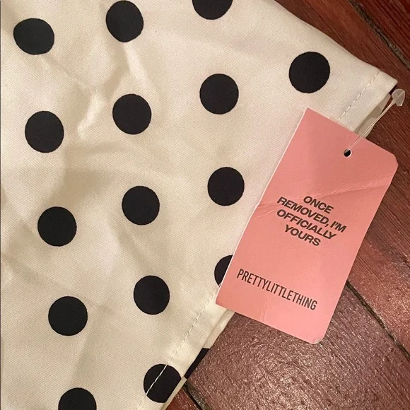 PrettyLittleThing Black and White Polka Dot dress - Picture 4 of 7